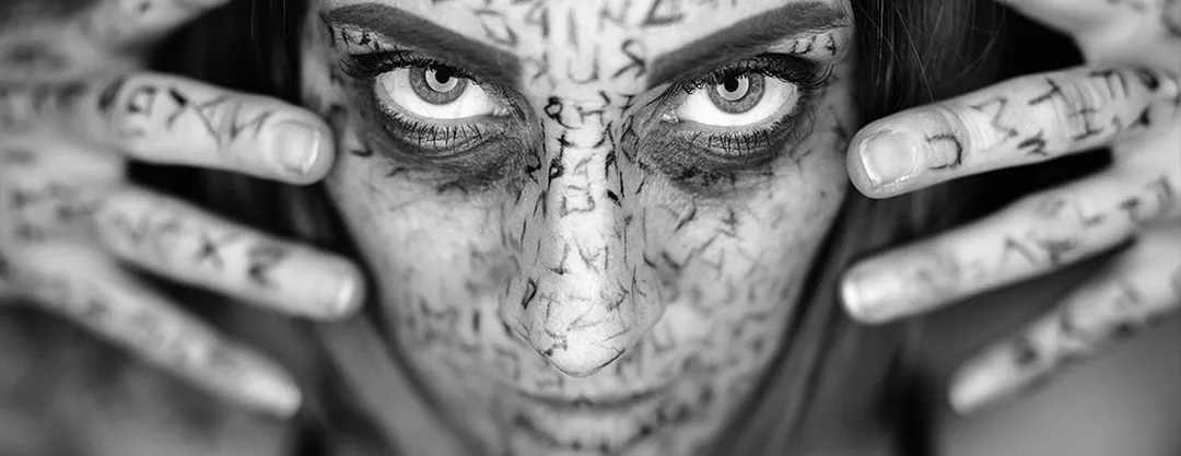 portrait-makeup-runes-regard-intensite-photoart-philippe-martz