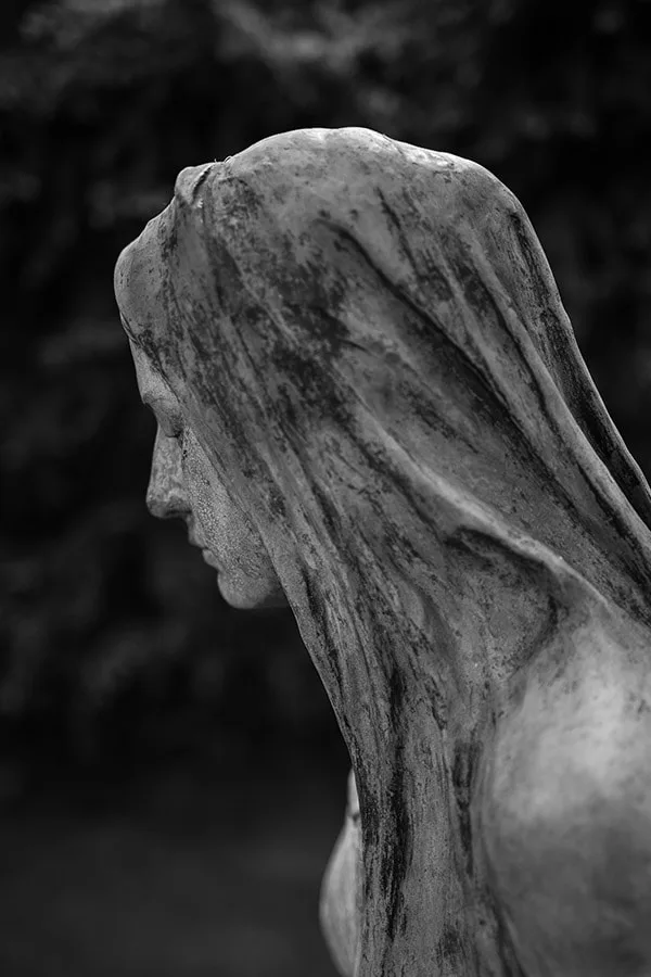 Leipzig-statue-realiste-emotion-art-beaute-noir-blanc-philippe-martz