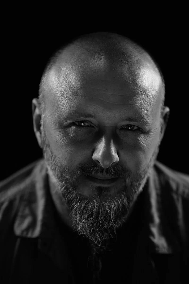 portrait-regard-profond-homme-noir-blanc-philippe-martz